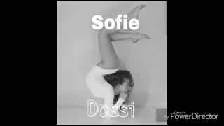 Супер гибкая девушка Sofie Dossi