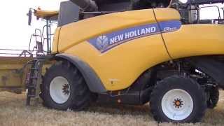 new holland CR 8070