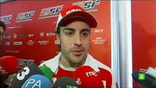 Fernando Alonso with the fans in Valencia Day 3 - short interview with press 03/02/2010
