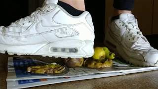 Trampling and Crushing with Nike Air Max 90 (3)
