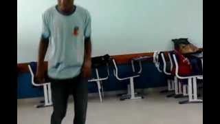 ensinando a dança passinho