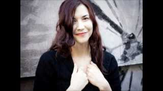 Lisa Hannigan - Here Comes The Sun (The Beatles cover)