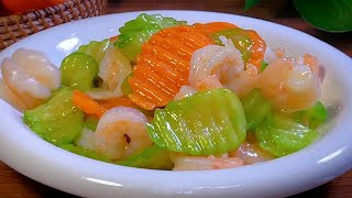 【小穎美食】以後黃瓜買回來，你就像我這樣做，簡單好吃又營養，全家人都愛吃