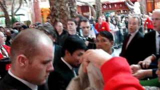 PACQUIAO DEADLY CROWD ENCOUNTER IN MANCHESTER ENGLAND