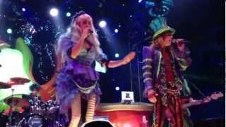 Mad T Party band - All I Want For Christmas cover