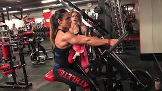 Paloma Parra y Cris Goy