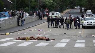 Arrests after students contravene UCT interdict | Daily Maverick, 2 November 2017