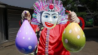 Ondel Ondel lempar BALON MENGGANTUNG !!!