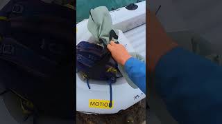 С надувной лодкой на ледник в Норвегии.