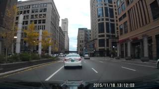 Chicago Taxi Ignores Turn Lane
