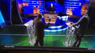 Lou Holtz-Ohio dislikes Mark May