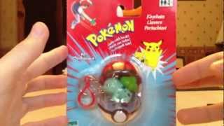 Pokemon Merchandise: Bulbasaur Pokeball Keychain (SO COOL!)