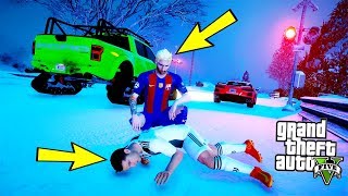 RONALDO'NUN ARABASI BOZULUYOR VE MESSİ HAYATINI KURTARIYOR! GTA 5