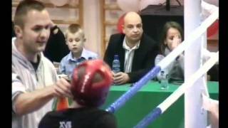 FINAŁ -94kg Patryk Zaborowski vs Leszek Jobs MP Kick Light Starachowice 2011