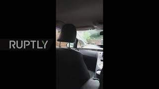UK: Uber driver avoids flooded road by driving on pavement in London