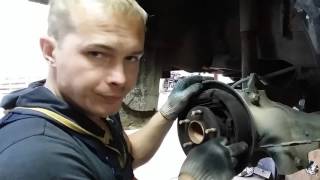 Как поменять задние тормозные колодки Форд Фокус 2
