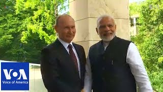 India's Modi arrives in Sochi for informal talks with Putin