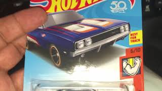 Acaparadores de hot wheels  treasure hunts en Walmart de calexico ca. Que decepción!