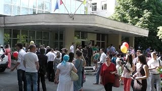 Вручение дипломов выпуск 2016
