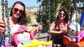 Ayşe, Sevcan, Smarta ve Lili parka gidiyorlar!