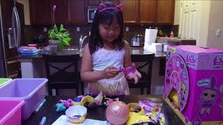 I LOVE LOL CONFETTI POP / Unboxing LOL toys part 1 - Mikaela's World