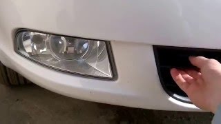 Снимаем противотуманку в Шкода Октавия а5