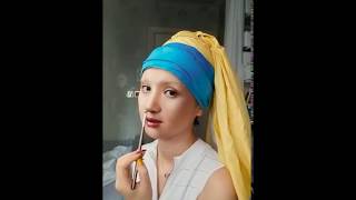 YUYAMIKA ： Make-up painting of   Oil painting girl wearing pearl earrings
