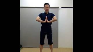 指先、腕の疲労回復ストレッチ体操（オフィスフィットネス）