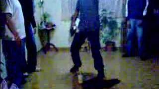 bailando la ametralladora-jc