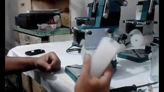 Nova máquina de gravar canecas e copos de plástico e acrílico, como trocar a base das canecas