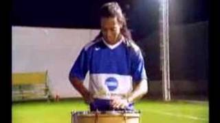 Ronaldinho Drum Kick