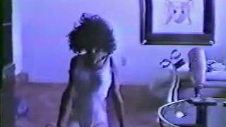 Sicko Woman Pretending To Be Amputee