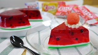 Giant Watermelon Jello でっかいスイカゼリーだけどいちごバナナ味（なんのこっちゃ）