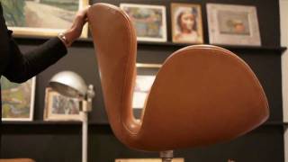 Arne Jacobsen, "The Swan Chair", presented by Li Pamp, Deconet.com
