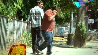 Sikkidre Sirunde - HOLD PUBLIC HAND PRANK
