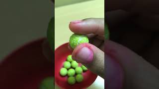 Tennis bubble gum