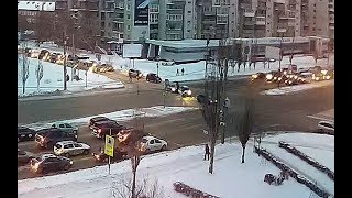 Smotriomsk.RU: Омск, камера на Масленникова, 17, ДТП, 17.01.2018