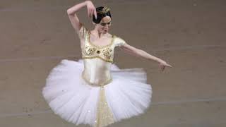 30/12/18 Olesya Novikova and Jacopo Tissi variations Act II La Bayadere