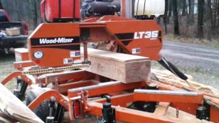 Woodmizer LT35HD rips 12" Oak boards