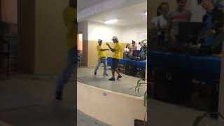 SHOW / ESCOLA - PASSINHOS DOS MALOKA / PESADÃO (QDP)