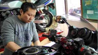Scottoiler Unboxing and Install - Motorcycle Mod