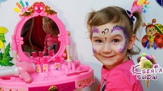 Волшебное зеркало для девочек. Распаковка. Обзор. Игрушка с детской косметикой для Девочек принцесс