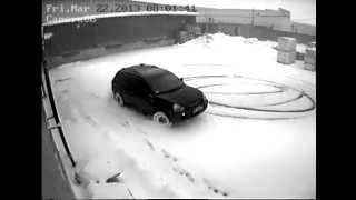 Drift Hyundai Tucson 4wd on snow