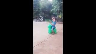 NIÑO JINETE