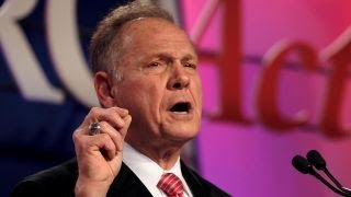 Moore urged to quit race if Washington Post report is true
