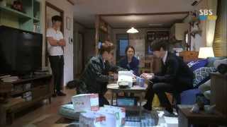 SBS [너희들은포위됐다] - 한지붕 P4 "너 바디클렌저 딸기맛 쓰냐?"