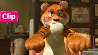 Masha e Orso - Corri Corri Cavallino ?(Cos’è questo strano gioco che state  facendo?)