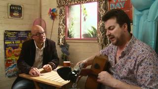 Vobes Show - Nick Tann visits the Beach Hut