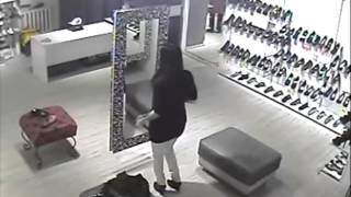 Полиция просит помочь: кража из магазина Shoes