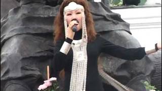 KIIN 2009 Ый Кыыhа - Олох эргиирэ (LIVE KiiN-Хит)